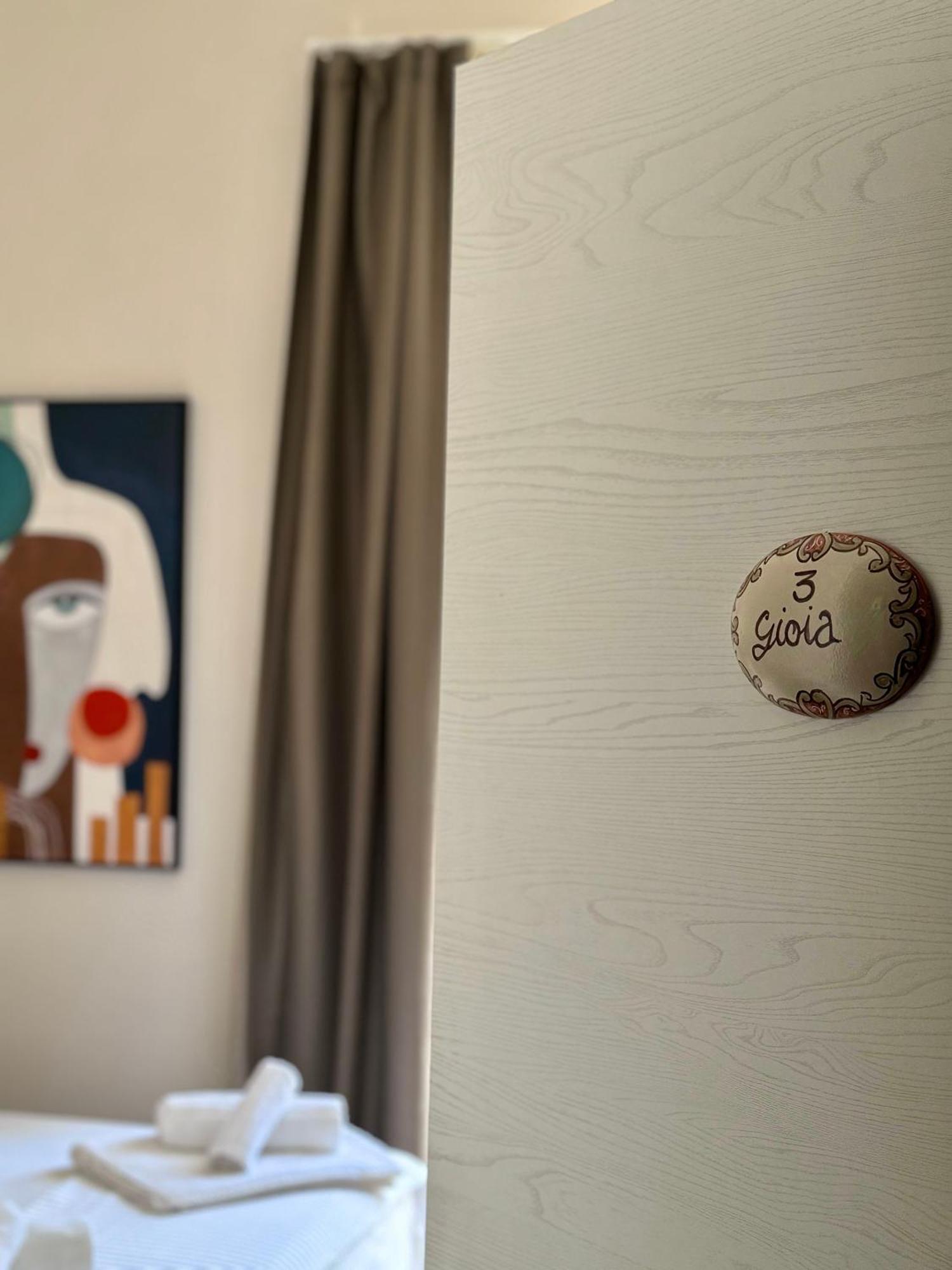 Home To Salerno B&B Экстерьер фото