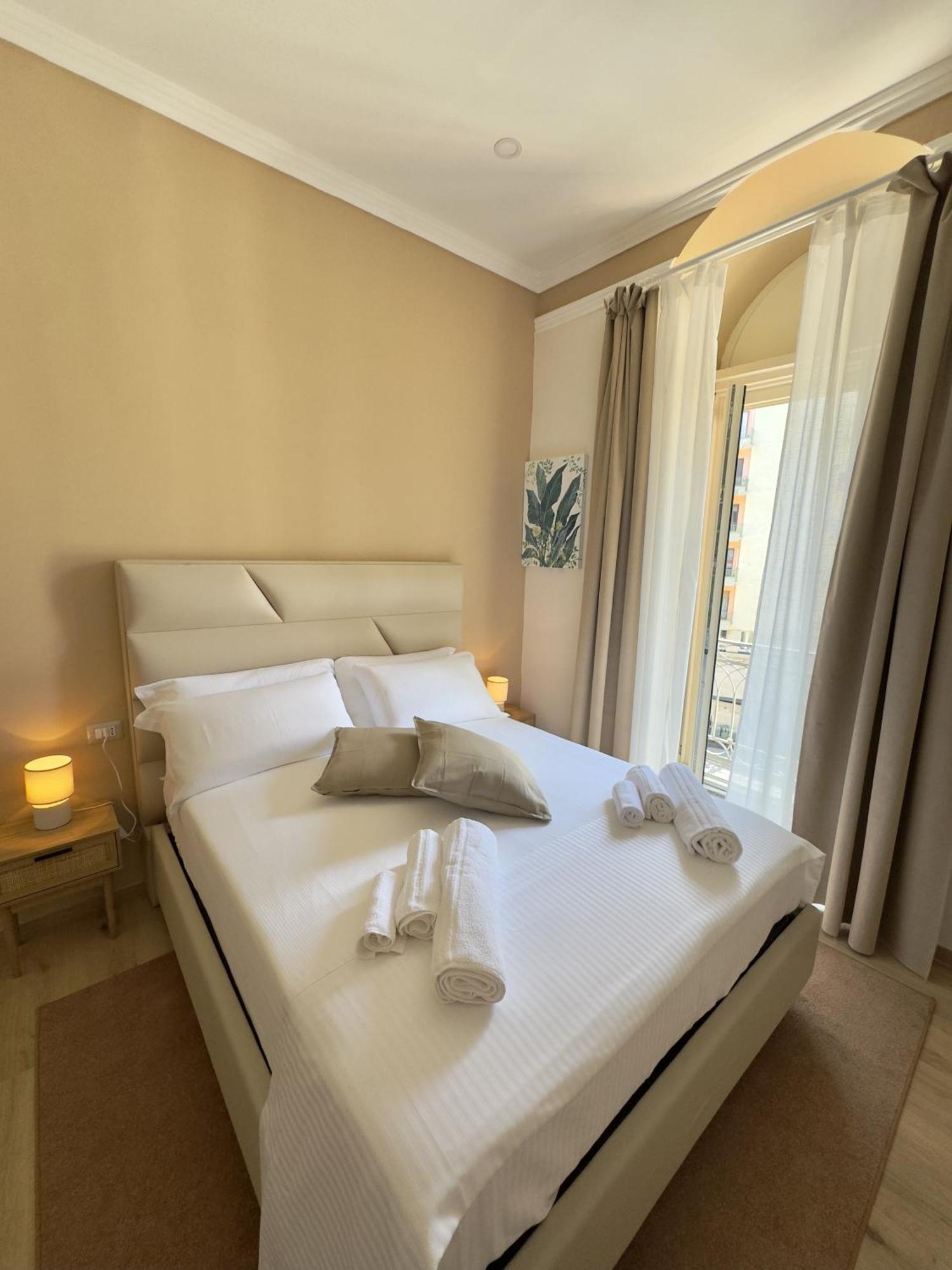 Home To Salerno B&B Экстерьер фото